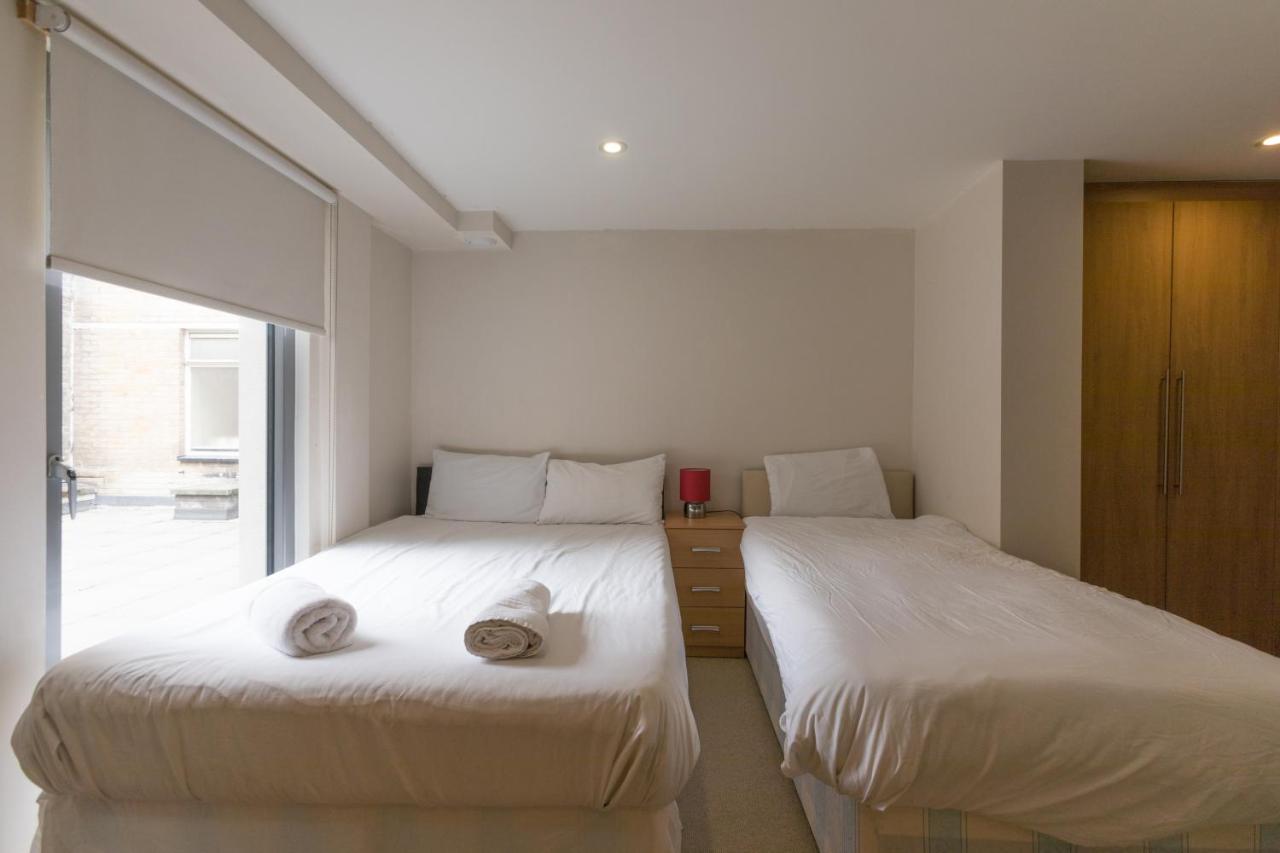 Modern 2 Bed 2 Bath With Outdoor Space Hyde Park *
